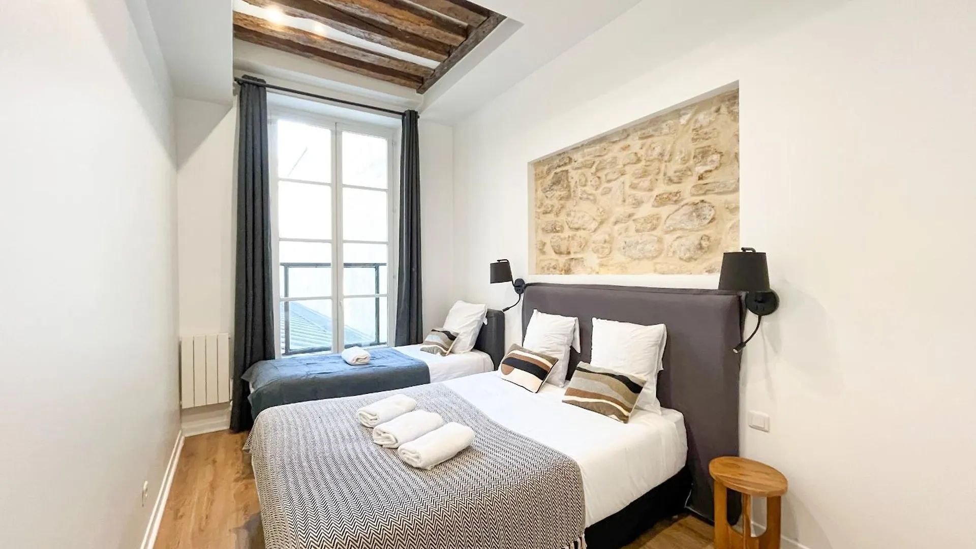 Urban Flat 67 - Spacious Flat In Central Paris Frankrig