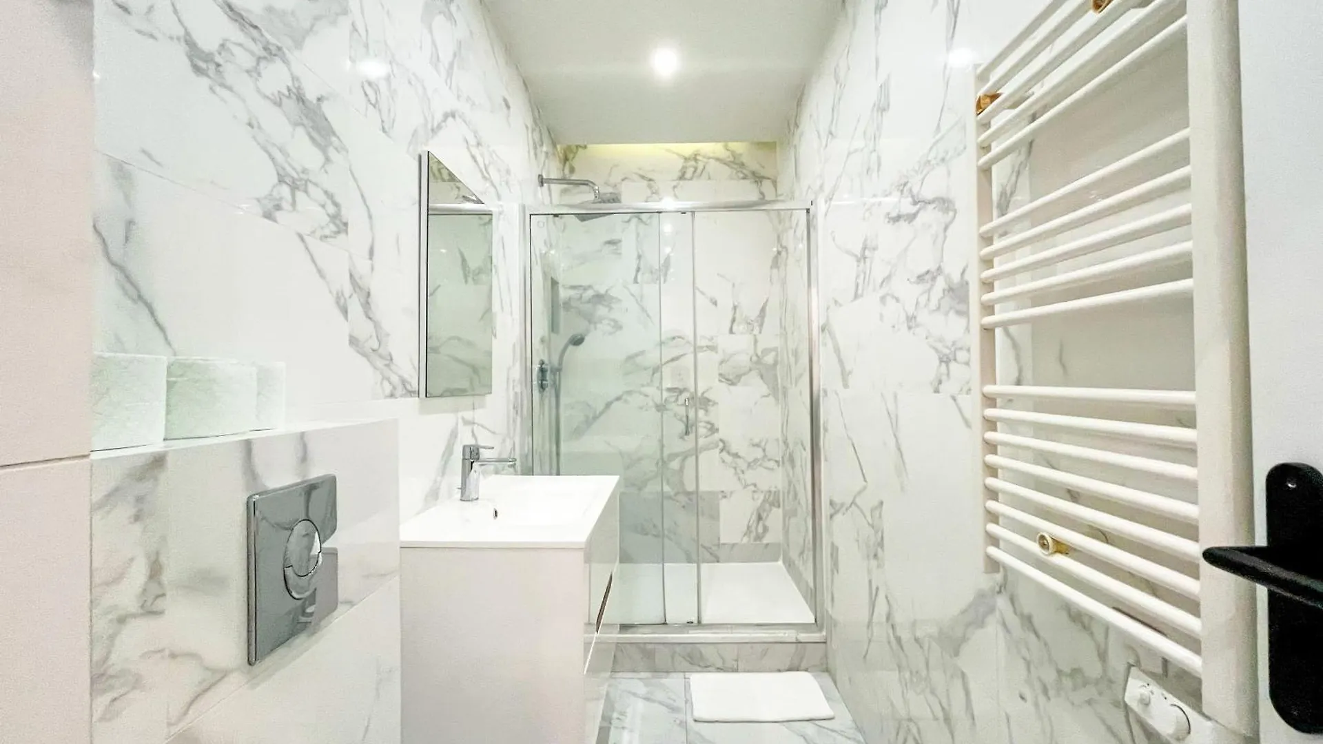 Urban Flat 67 - Spacious Flat In Central Париж Франция